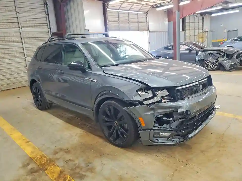 3VV3B7AX8LM162473 2020 VOLKSWAGEN TIGUAN-3