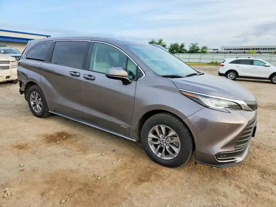5TDKSKFC3MS007110 2021 TOYOTA SIENNA-3