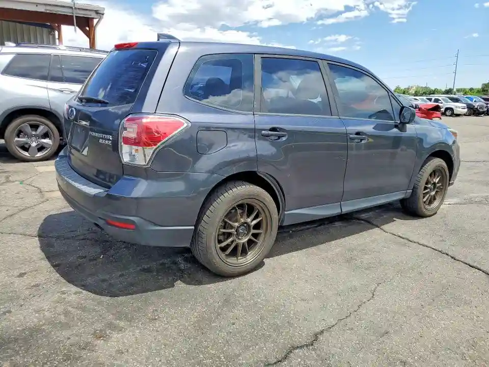JF2SJAAC1HG491848 2017 SUBARU FORESTER-2