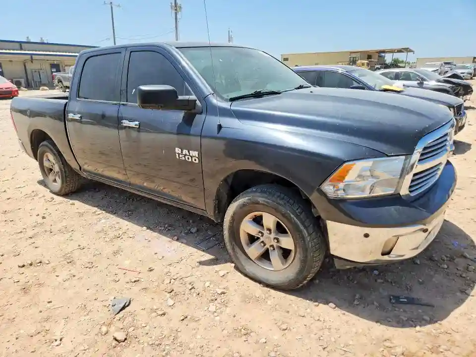 1C6RR6LT1HS845033 2017 RAM 1500-3