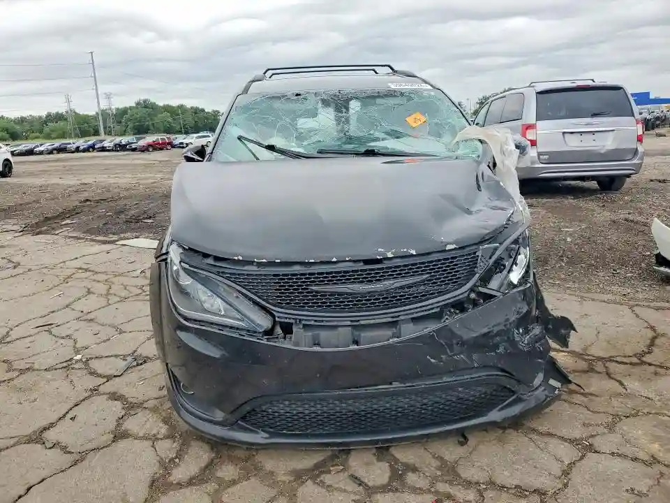 2C4RC1EG5JR291788 2018 CHRYSLER PACIFICA-4