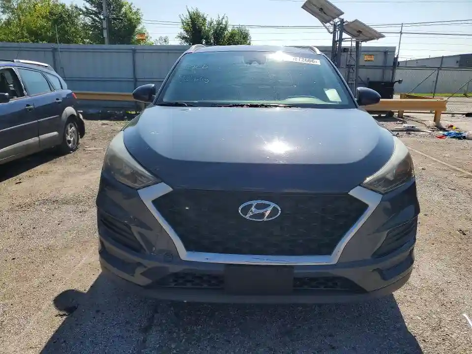 KM8J33A46KU010814 2019 HYUNDAI TUCSON-4