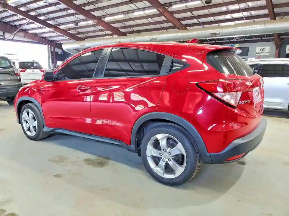 3CZRU6H34JM722884 2018 HONDA HR-V-1