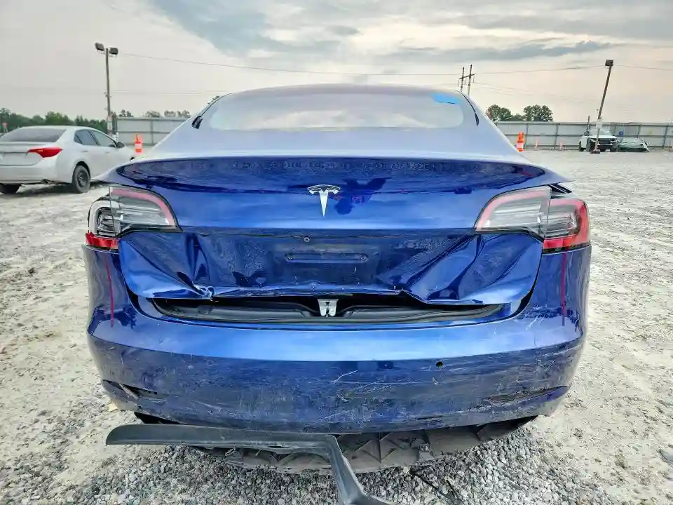 5YJ3E1EA0KF309140 2019 TESLA MODEL 3-5