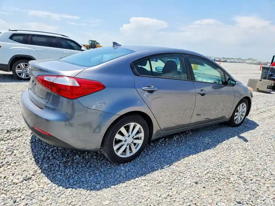 KNAFX4A6XG5443217 2016 KIA FORTE-2