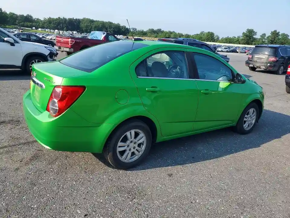 1G1JC5SG4F4110532 2015 CHEVROLET SONIC-2