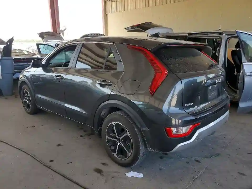 KNDCP3LE7T5346376 2026 KIA NIRO-1