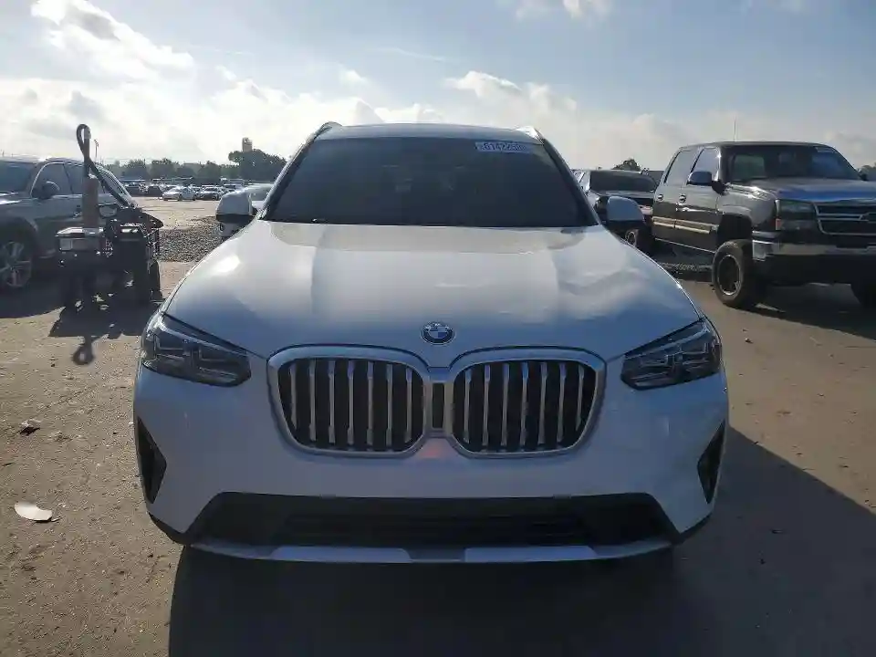 WBX47DP09RN314081 2024 BMW X3-4