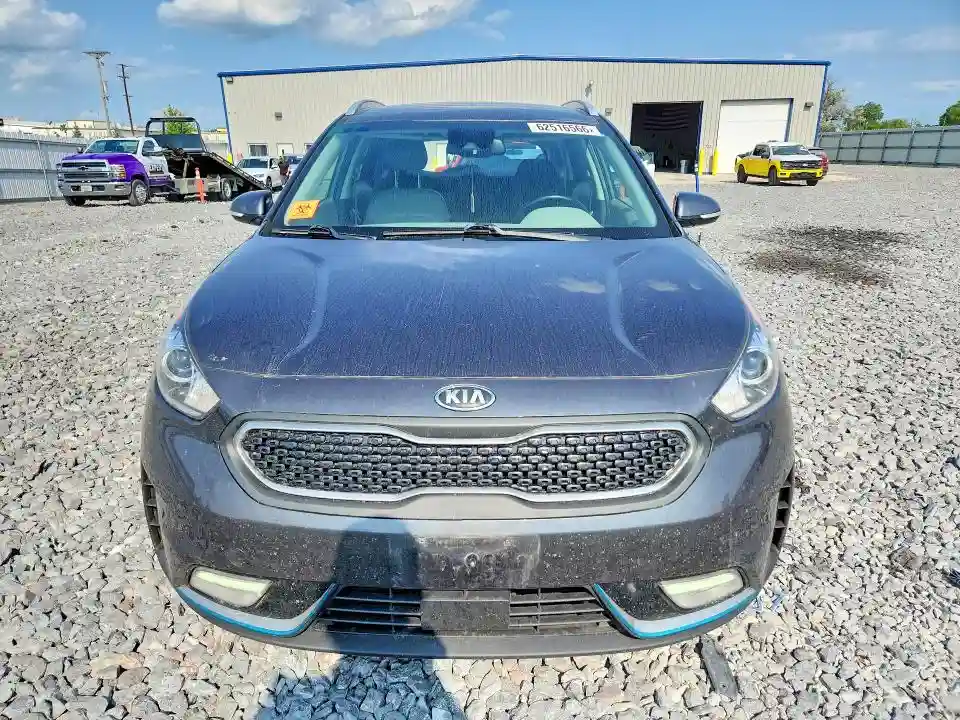 KNDCD3LD6K5254531 2019 KIA NIRO-4