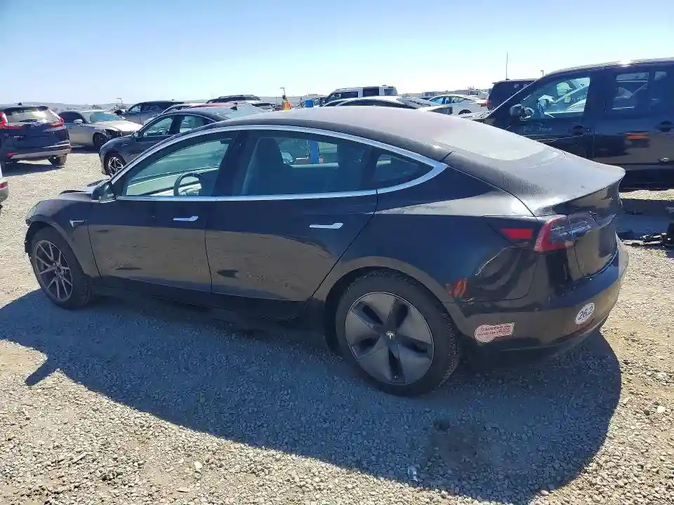 5YJ3E1EA5JF165681 2018 TESLA MODEL 3-1