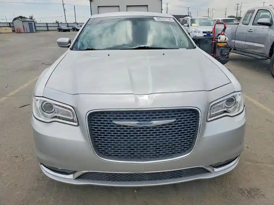 2C3CCARG8MH550465 2021 CHRYSLER 300-4