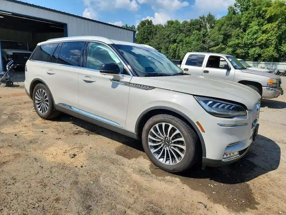 5LM5J7WC3MGL12364 2021 LINCOLN AVIATOR-3