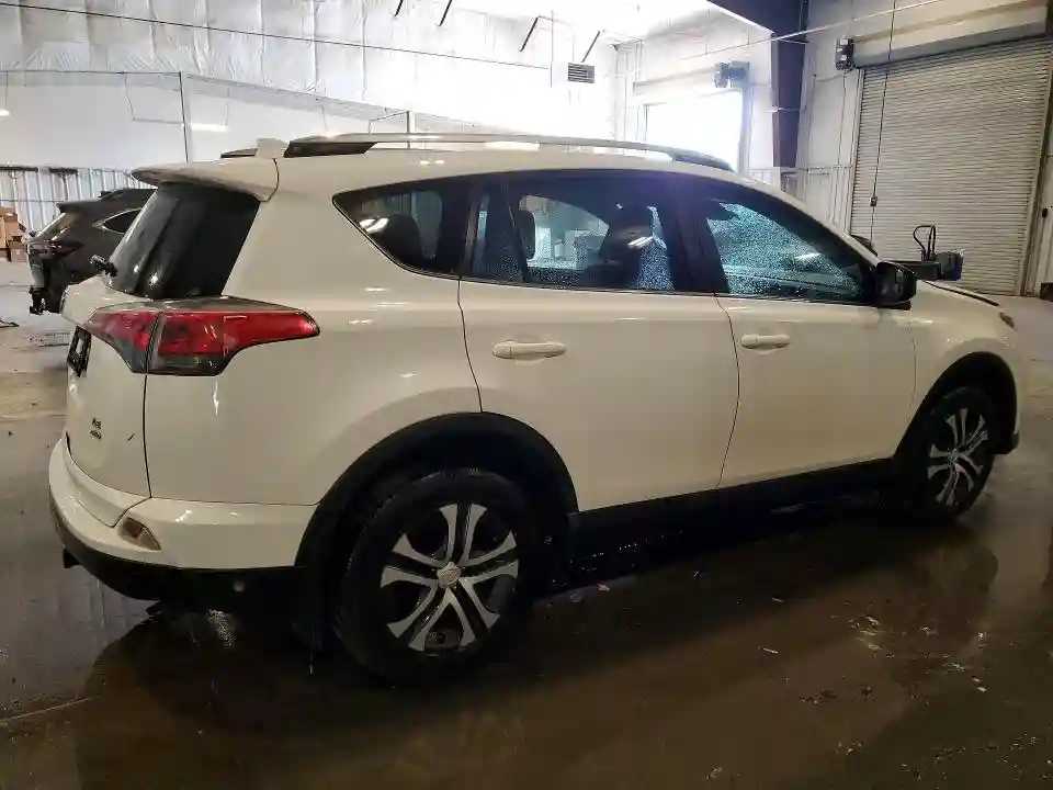 JTMBFREV6JJ186834 2018 TOYOTA RAV4-2