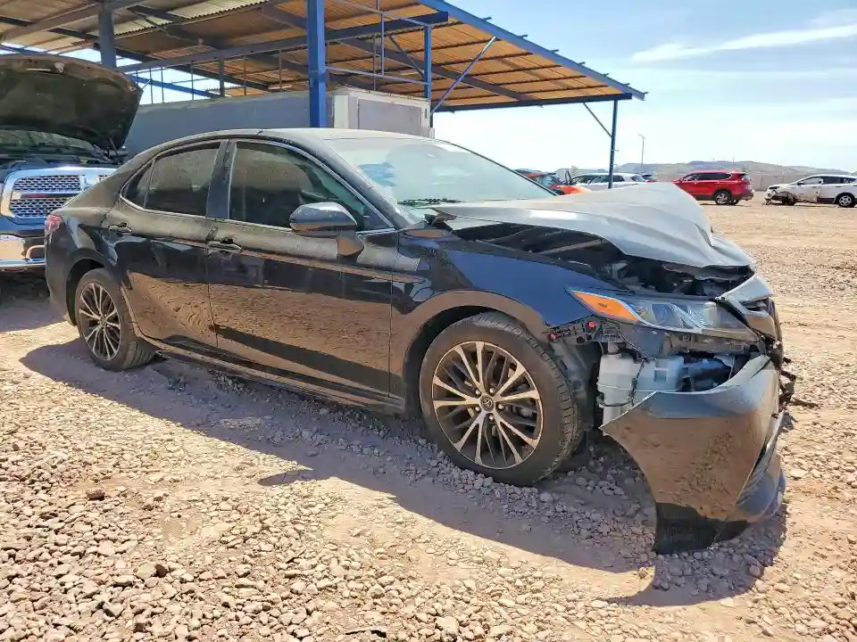 4T1B11HK0JU064210 2018 TOYOTA CAMRY-3