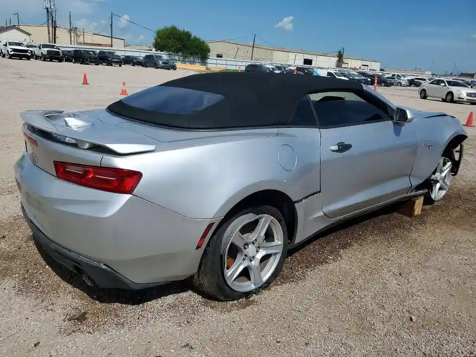 1G1FB3DX9J0112271 2018 CHEVROLET CAMARO-2