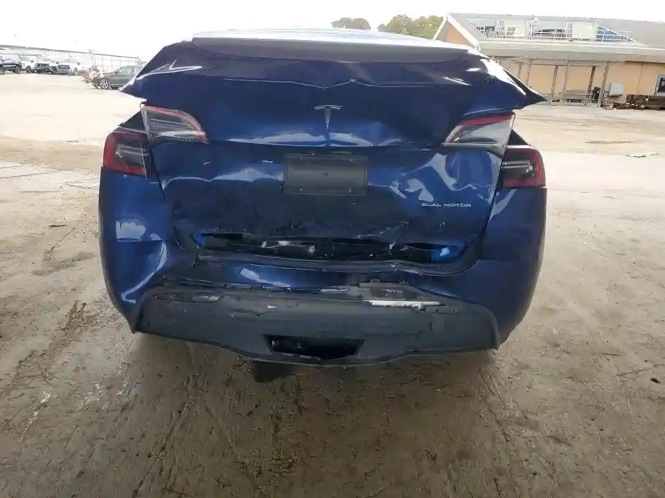 7SAYGDEE9RF159658 2024 TESLA MODEL Y-5