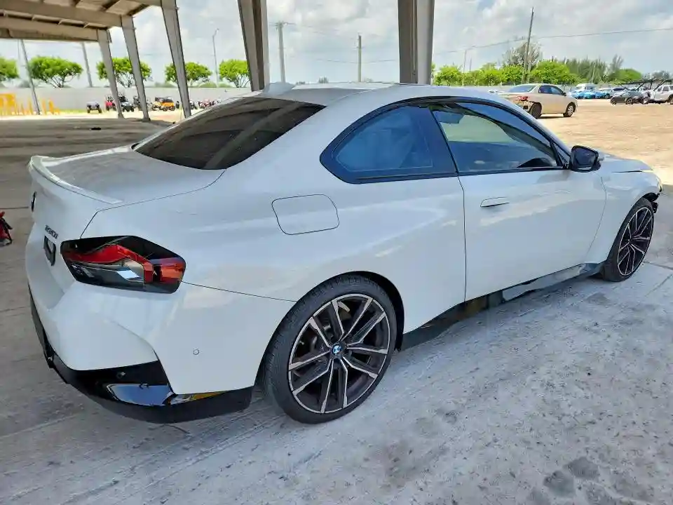 3MW23CM04R8E88817 2024 BMW 2 SERIES-2