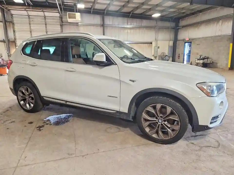 5UXWX9C5XH0T09213 2017 BMW X3-3