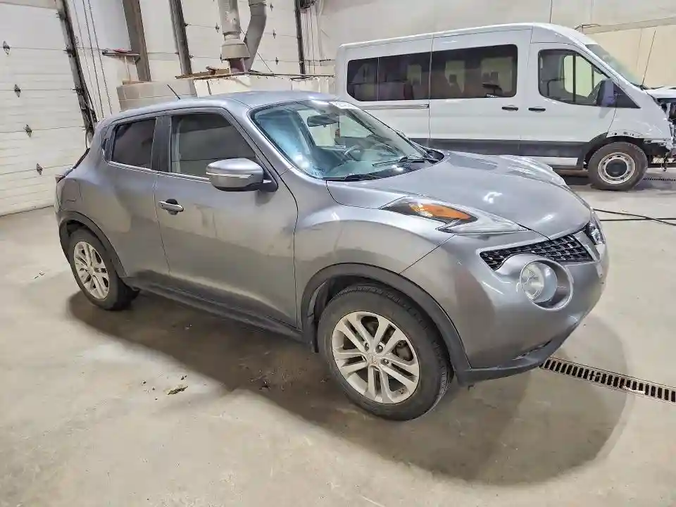 JN8AF5MV5HT753530 2017 NISSAN JUKE-3