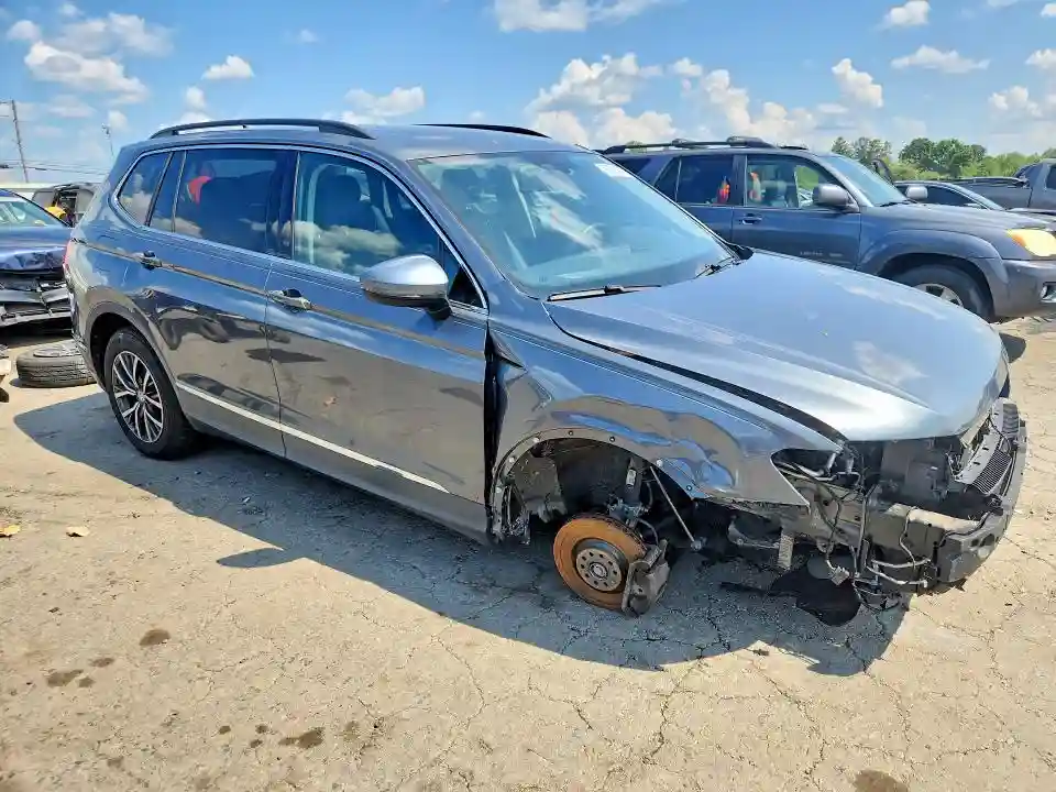 3VV2B7AX1LM086526 2020 VOLKSWAGEN TIGUAN-3