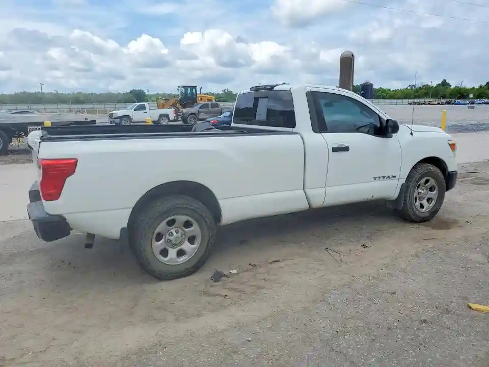 1N6AA1R85HN565131 2017 NISSAN TITAN-2