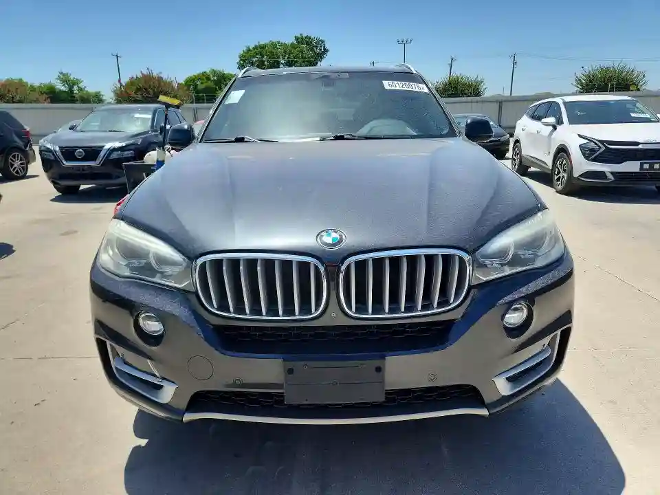 5UXKR2C51J0Z22102 2018 BMW X5-4
