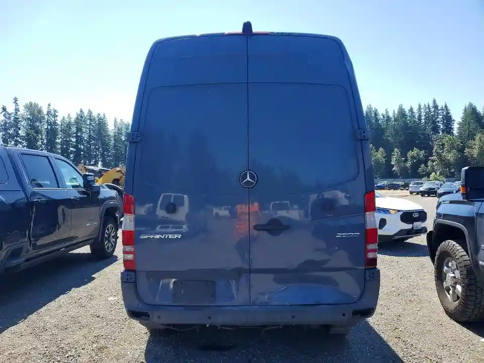 WD3PE7CD5JP631997 2018 MERCEDES-BENZ SPRINTER-5