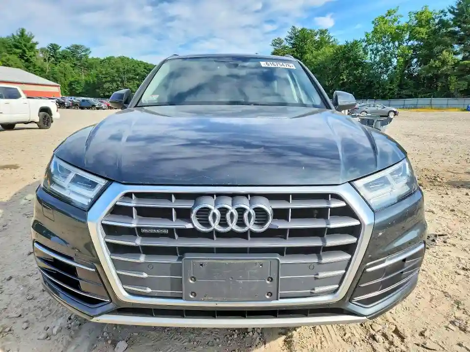 WA1BNAFY4J2038683 2018 AUDI Q5-4