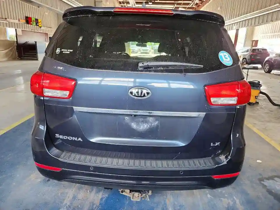 KNDMB5C18G6134453 2016 KIA SEDONA-5