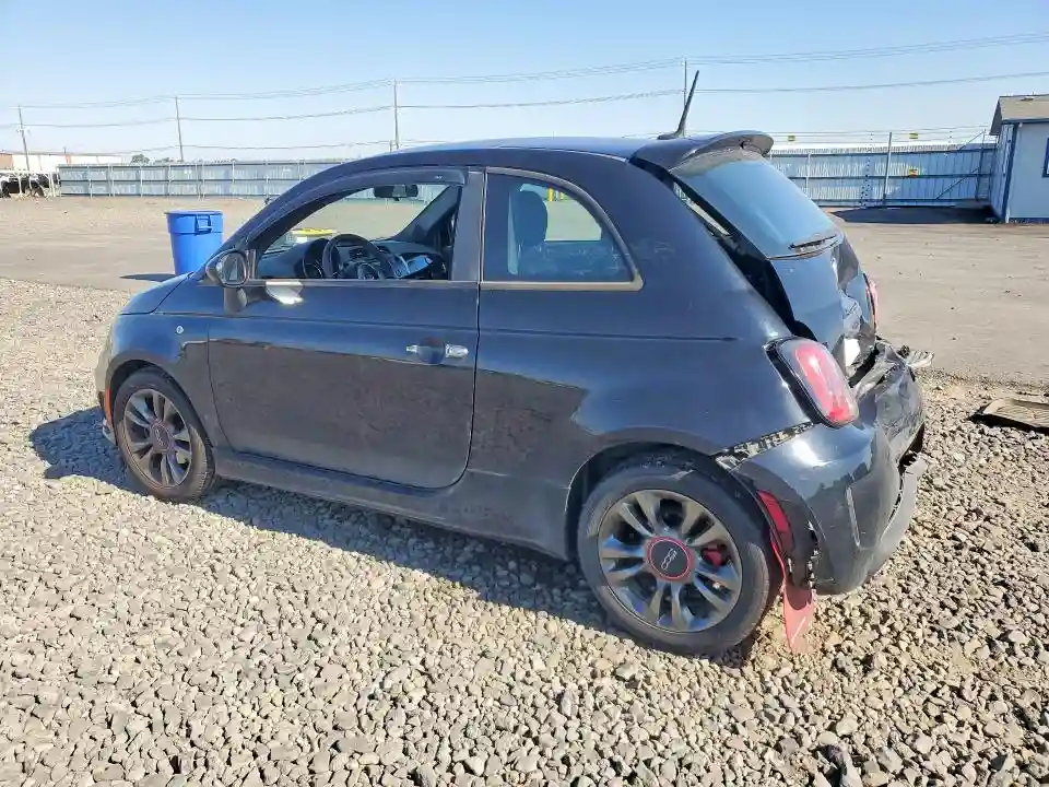 3C3CFFHH9FT586223 2015 FIAT 500-1