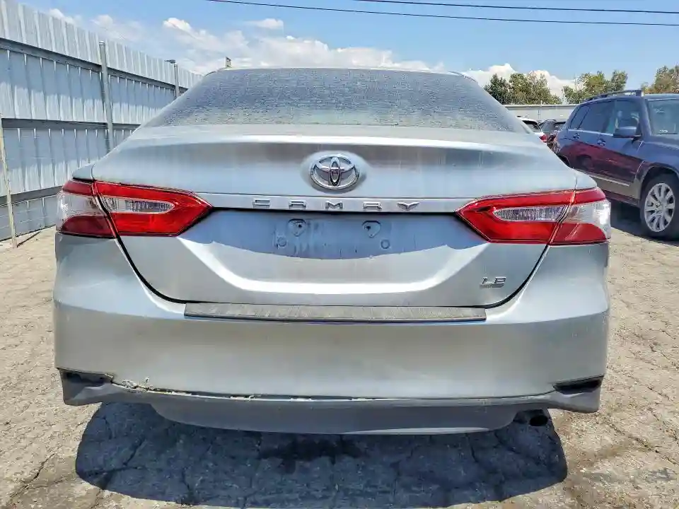 4T1B11HK8JU150445 2018 TOYOTA CAMRY-5