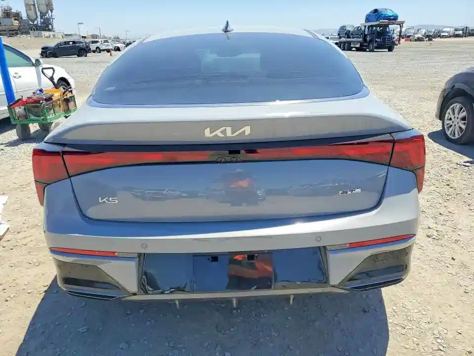 KNAG64J7XS5385201 2025 KIA K5-5