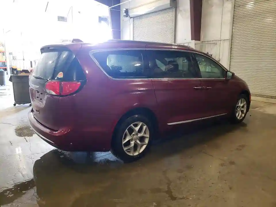 2C4RC1EG8JR333841 2018 CHRYSLER PACIFICA-2