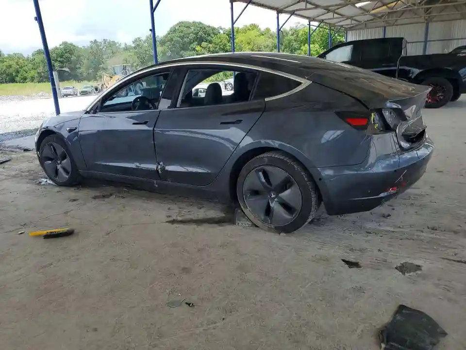 5YJ3E1EA1JF058319 2018 TESLA MODEL 3-1