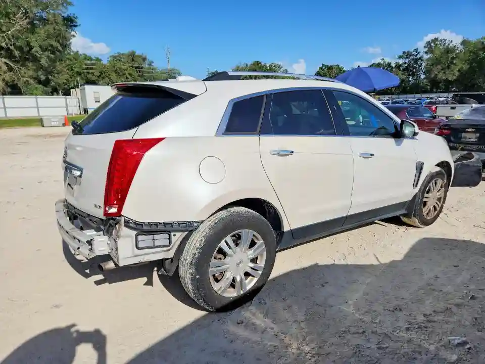 3GYFNEE37FS573422 2015 CADILLAC SRX-2