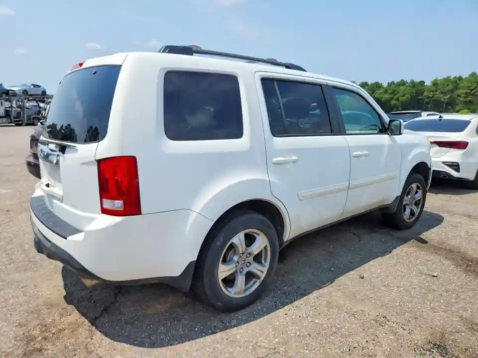 5FNYF3H46FB029992 2015 HONDA PILOT-2