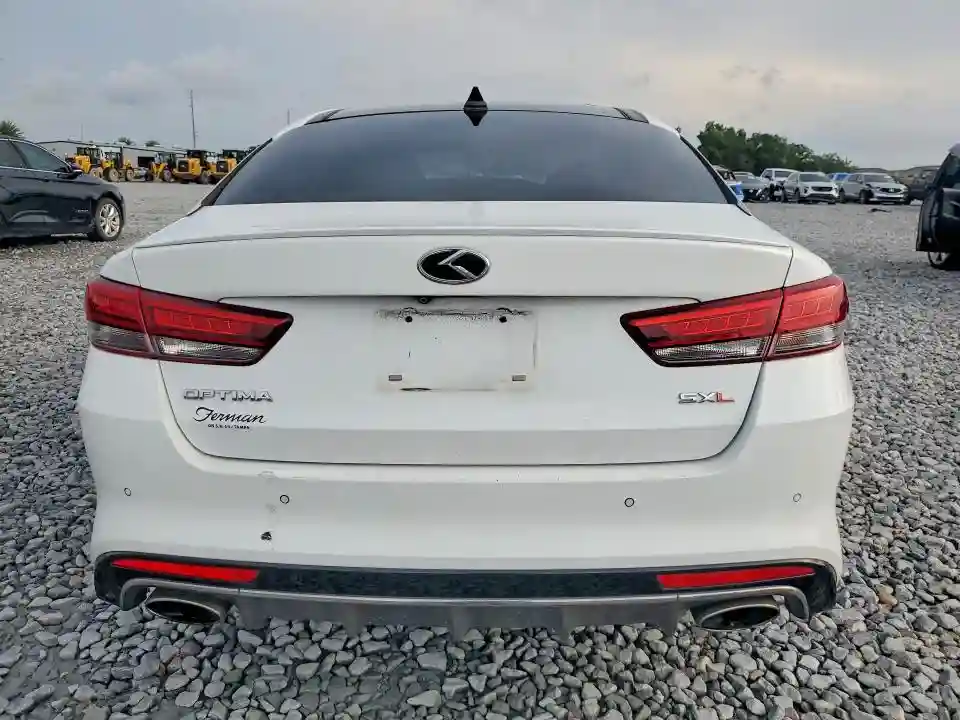 5XXGV4L21GG032856 2016 KIA OPTIMA-5