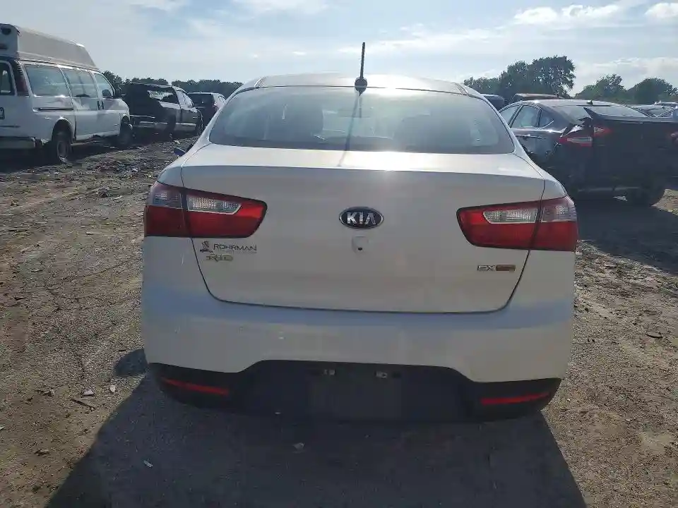 KNADN4A32F6460007 2015 KIA RIO-5