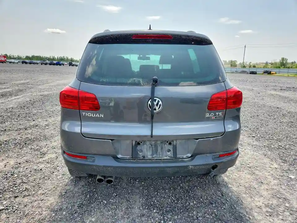 WVGJV7AX3GW586304 2016 VOLKSWAGEN TIGUAN-5