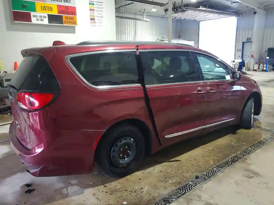 2C4RC1BG3HR510083 2017 CHRYSLER PACIFICA-2
