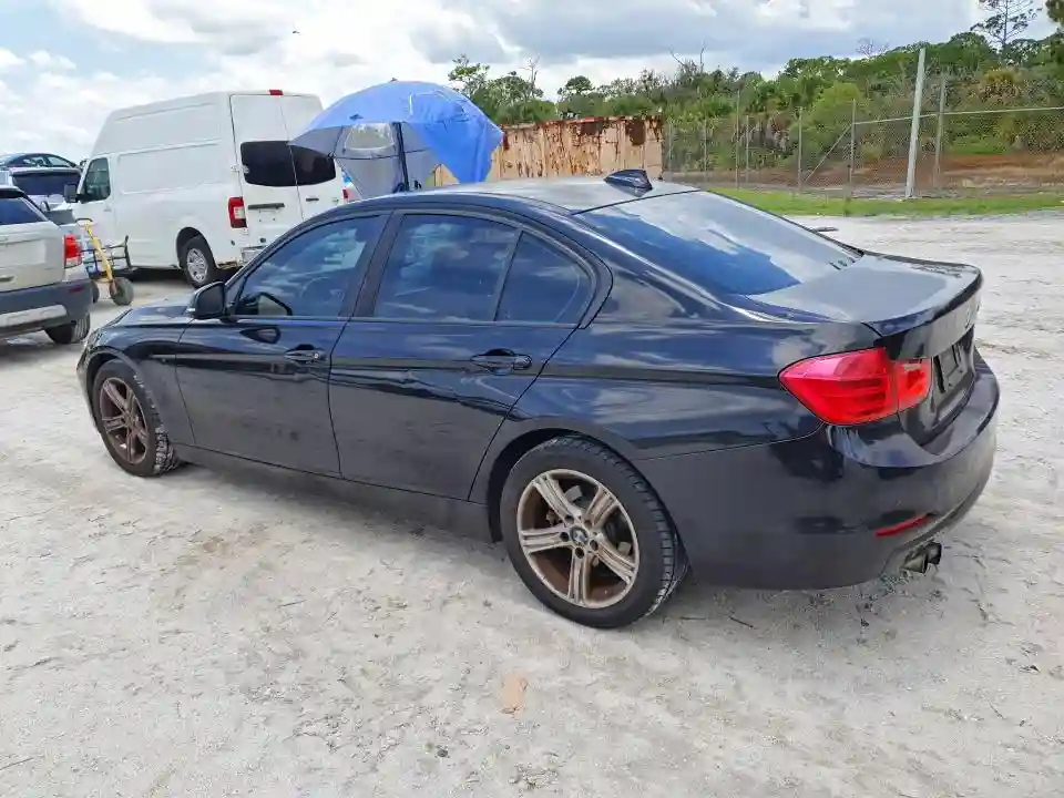 WBA3A5C57FF608647 2015 BMW 3 SERIES-1