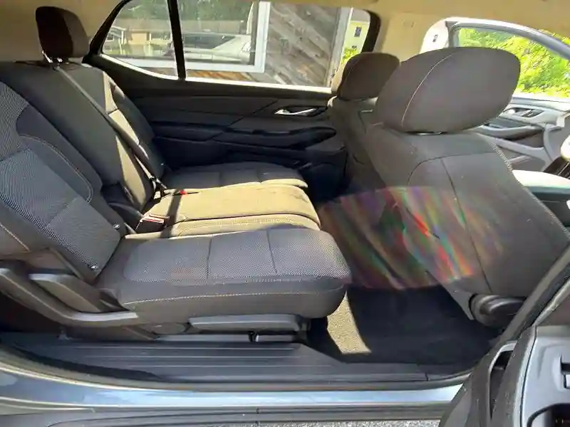 1GNEVFKW2JJ166728 2018 CHEVROLET TRAVERSE-4