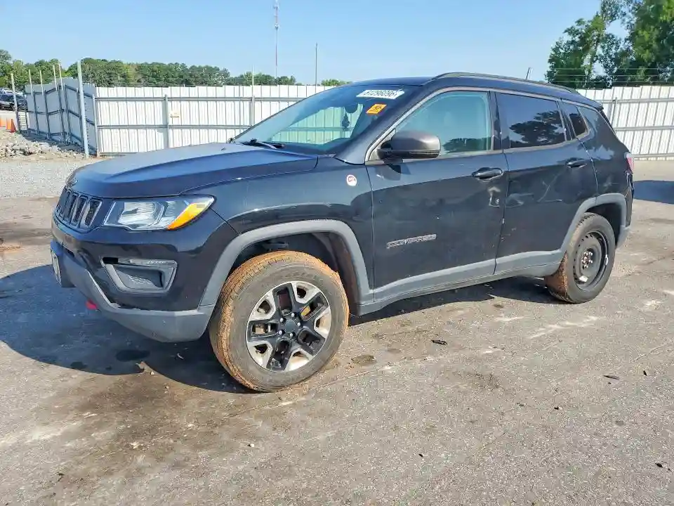 3C4NJDDB6JT130746 2018 JEEP COMPASS-0