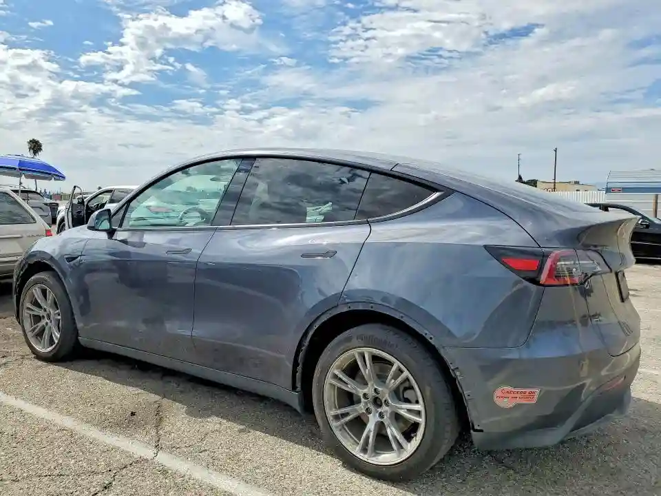 5YJYGDEEXLF019834 2020 TESLA MODEL Y-1