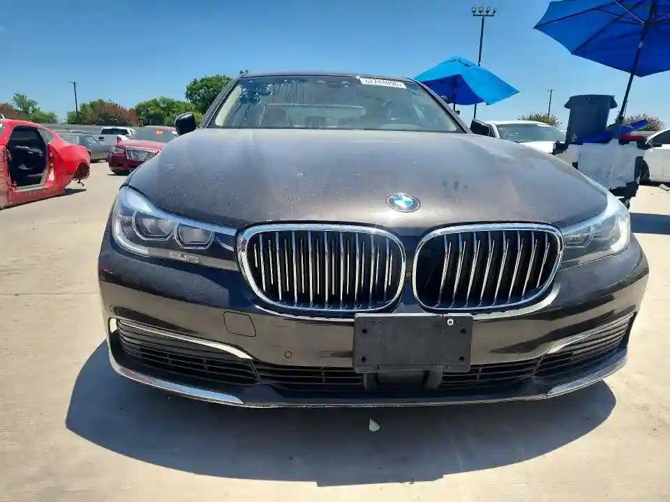 WBA7E2C58KB454438 2019 BMW 7 SERIES-4