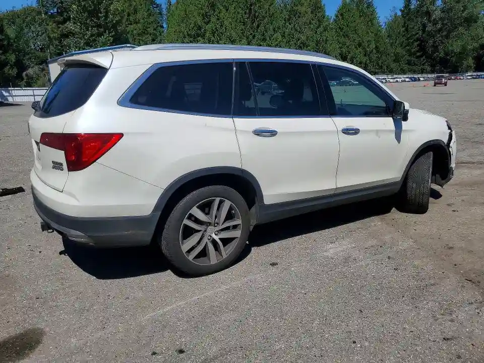 5FNYF6H94HB003049 2017 HONDA PILOT-2