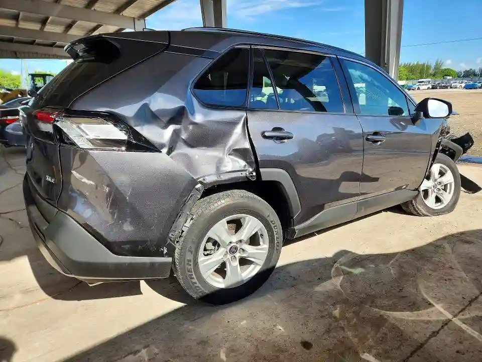 2T3W1RFVXMC159366 2021 TOYOTA RAV4-2