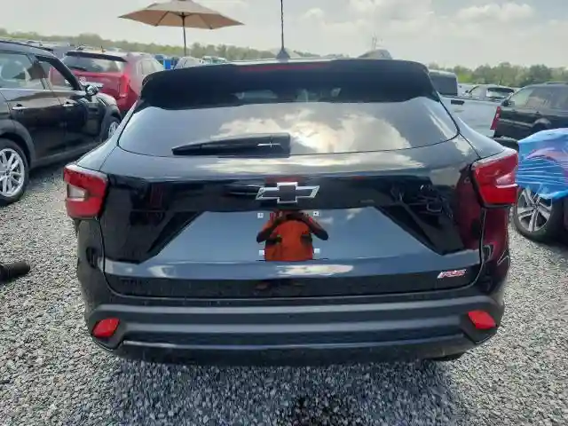 KL77LJEP6TC175032 2026 CHEVROLET TRAX-5