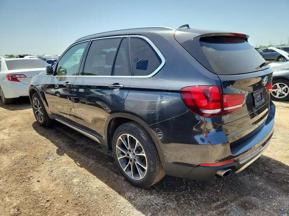 5UXKR0C3XH0V77052 2017 BMW X5-1