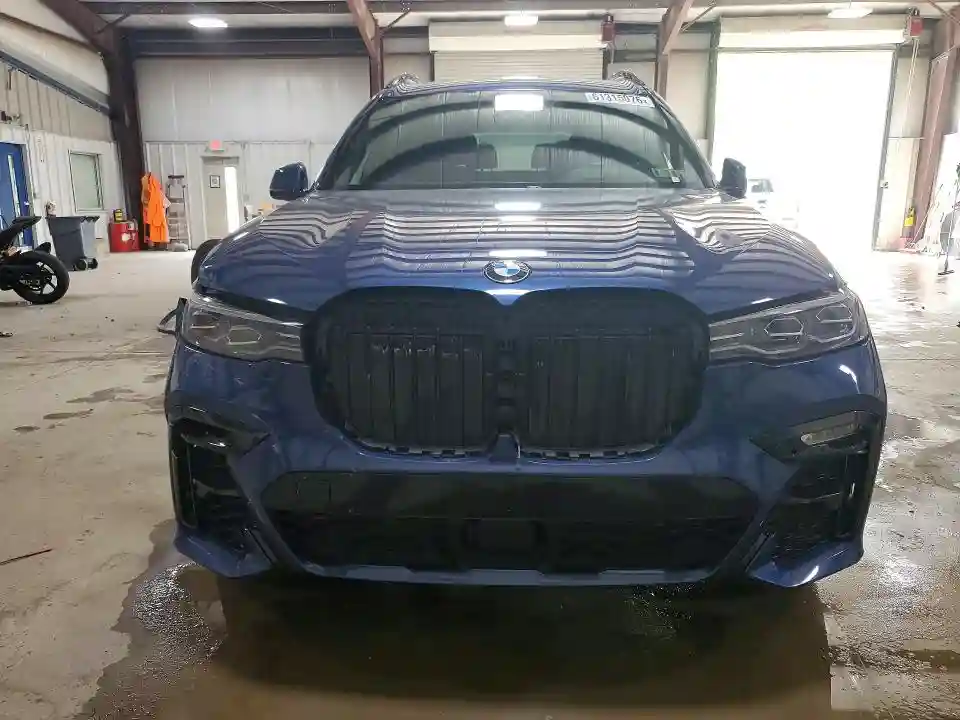 5UXCW2C0XM9G83671 2021 BMW X7-4
